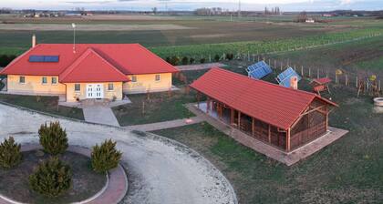 âEntire House â for Work Crews | 3 Bedrooms with bath | Near Mercedes Factoryâ