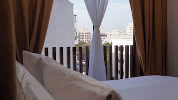 Bügeleisen/Bügelbrett, WLAN, Bettwäsche