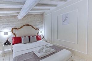 Fer et planche à repasser, Wi-Fi, draps fournis
