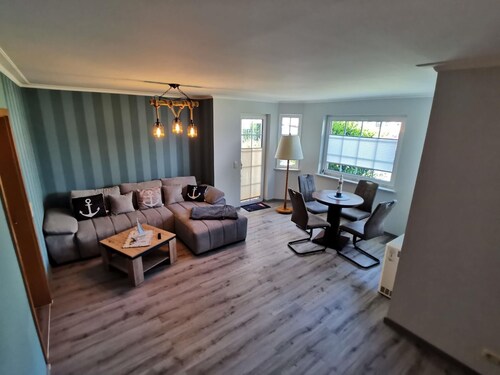 Ferienhaus "Seemann"- strandnah und hundefreundlich mit sicherem Garten