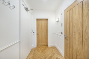 Interior - Crown Street Suite 2 - Grampian Lettings (Aberdeen)