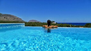 Pool - Manifesto Suites (Monemvasia)