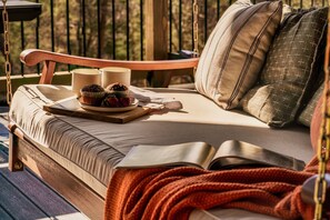 Property grounds - Romantic + Luxury Cabin • Hot tub, views and more! (Sevierville)