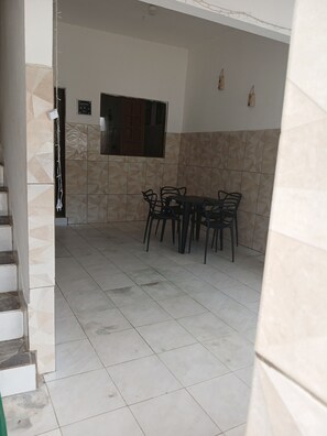 Dining - Cozy house in the center of Maragogi, pets allowed. (Maragogi)