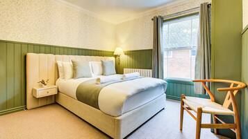 Iron/ironing board, travel cot, free WiFi, bed sheets