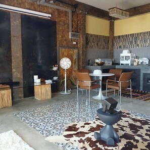 House, 2 Bedrooms, Accessible, Smoking | Dining - Tim & T Studio Art of Living (Saraphi)