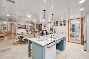 Dining - Famous Seaside Home from The Truman Show with Gulf Views and Pool Access (Santa Rosa Beach)