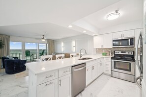 Fridge, microwave, oven, stovetop - Gulf Views! Private Beach Access! Bikes! Community Pool! (Santa Rosa Beach)