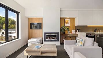 TV, fireplace, offices