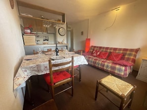 Interior - 100m from resort center, tv, ski locker, 39m², Pra Loup (Uvernet-Fours)