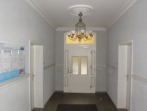 Interior - Central Apartments CHEMNITZ Kassberg TOP Studio CompleteComfort Kitchen Bathroom (Chemnitz)