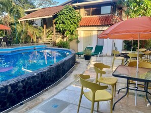 Pool - Apartment near the beach, ideal for families and friends. (Playa Flamingo)
