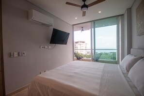 2 室のベッドルーム、アイロン / アイロン台、WiFi (無料)、ベッドシーツ