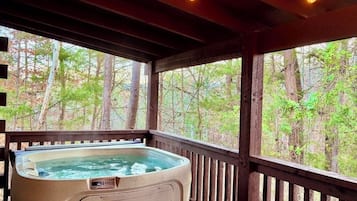 Bañera de hidromasaje exterior