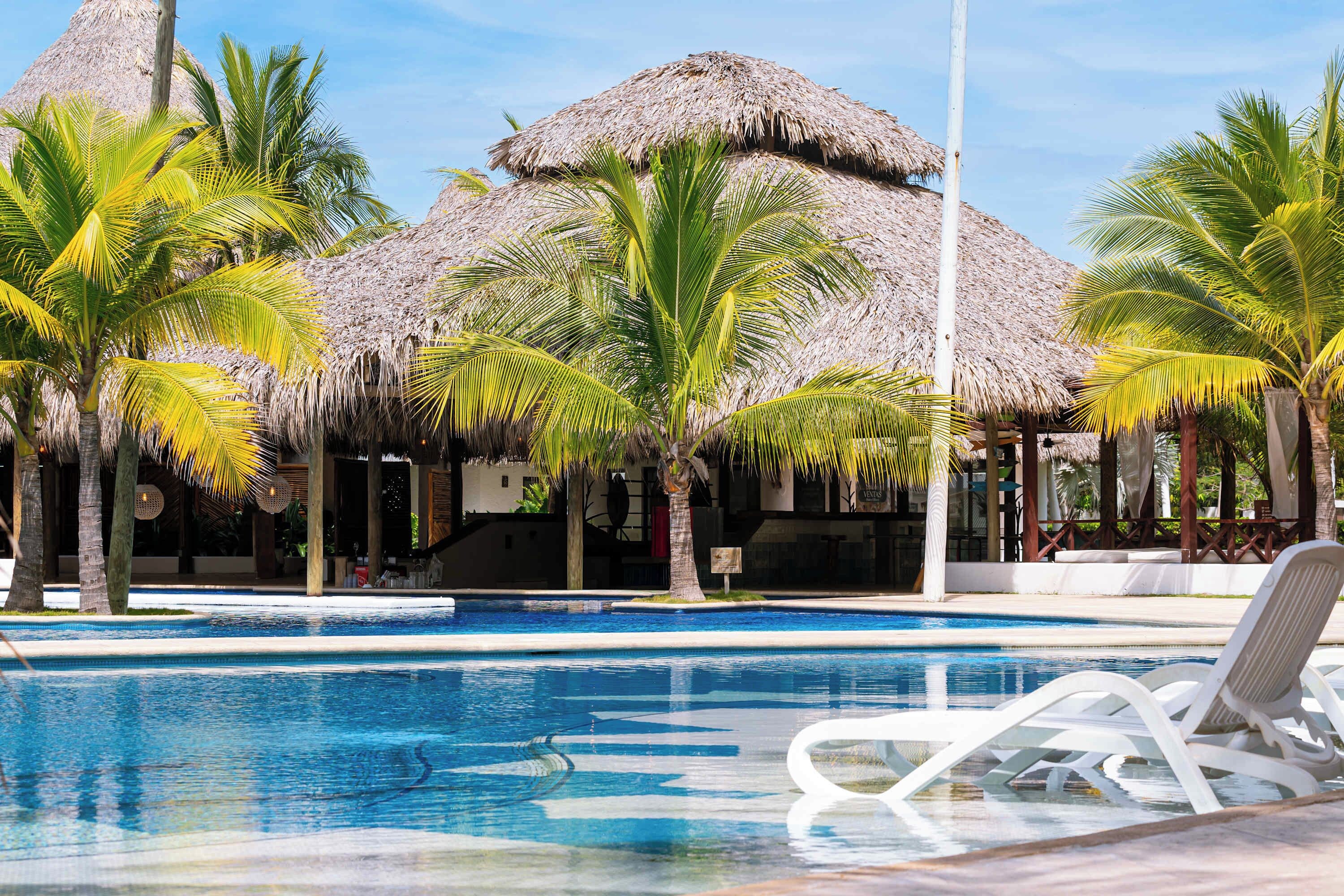 泳池