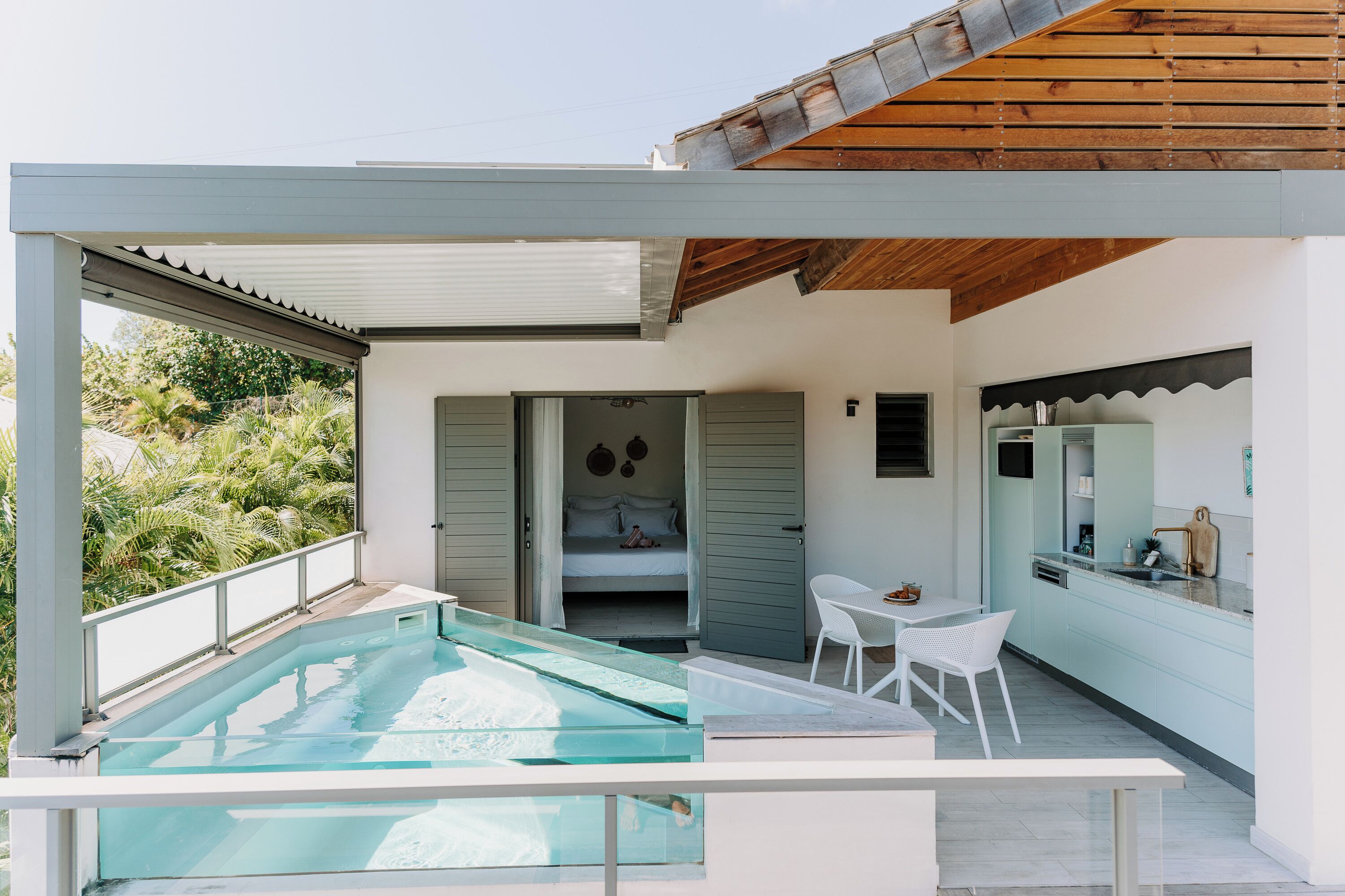 Studio Supérieur, vue piscine | Terrasse/Patio