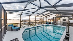 Outdoor pool - Lake, Pool, HotTub, Game Room, 8 Beds, Sleeps 17 (Winter Haven)