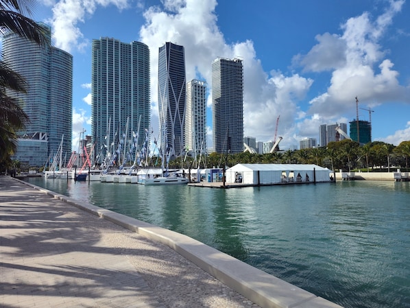 Marina - Cozy Cottage in Poinsettia Heights - Private, Stylish, and Minutes to Las Olas (Fort Lauderdale)