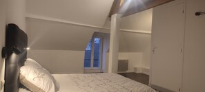 Reiseseng for barn og wi-fi (inkludert)