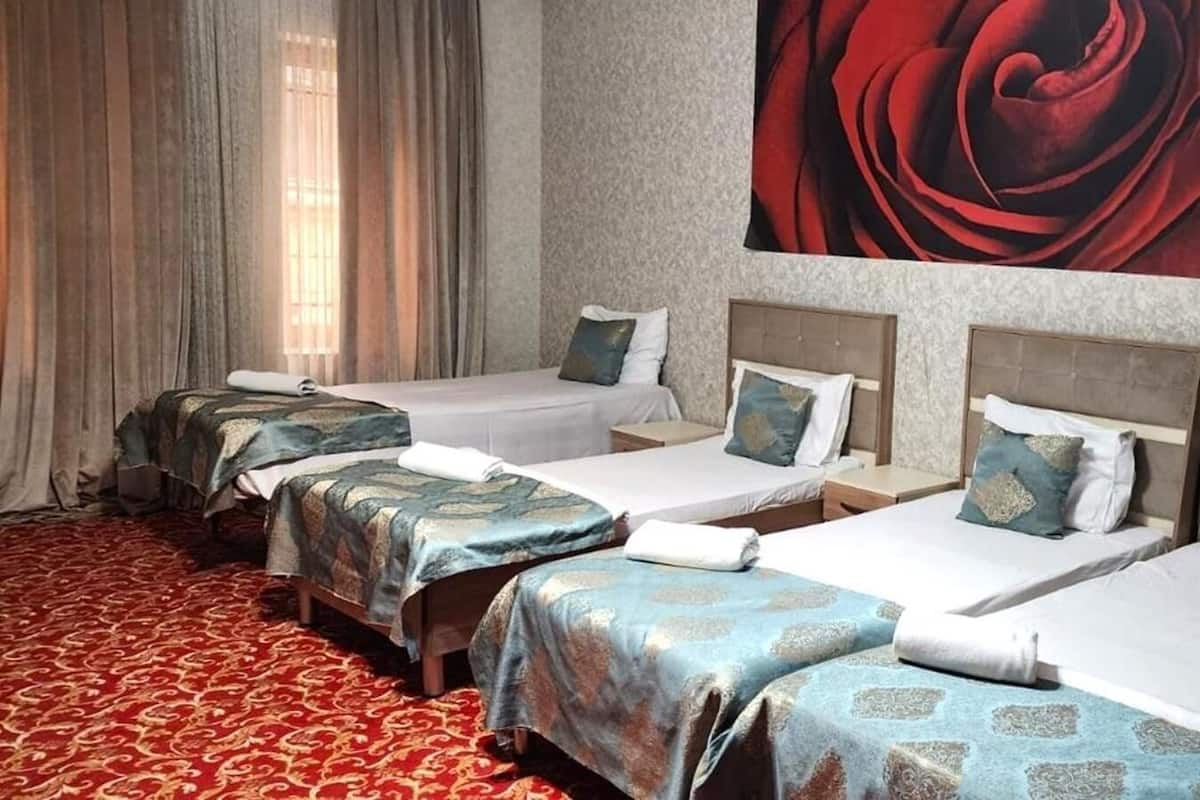 Quadruple Room | Premium bedding, desk, laptop workspace, free WiFi