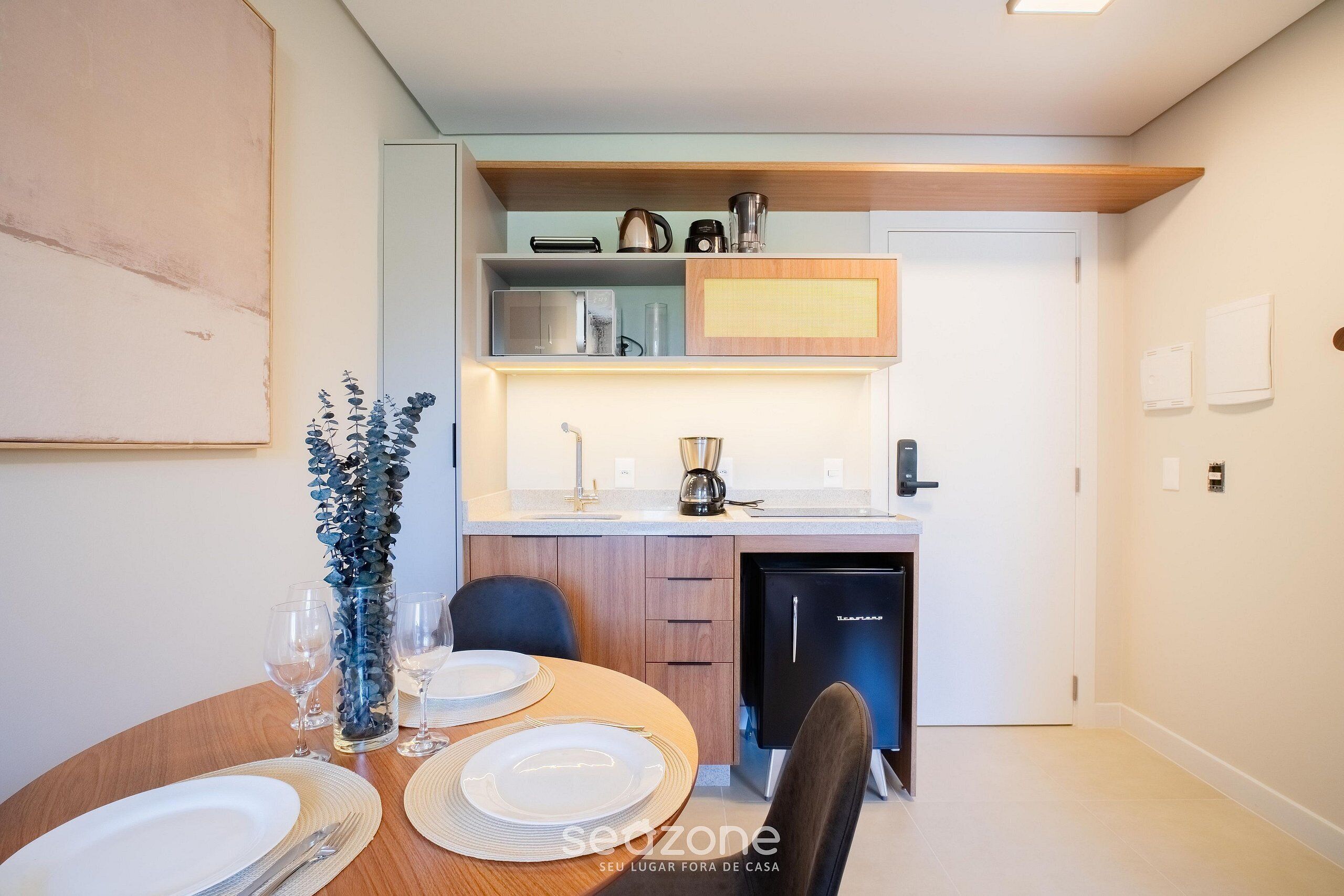 Apartemen Basic | Tempat makan