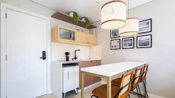 Basic Apartment | Private kitchen