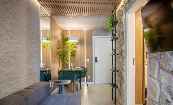 Basic Apartment | Interior