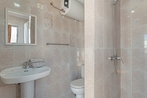 Comfort Διαμέρισμα, Καπνιστών, Στην πισίνα | Μπάνιο