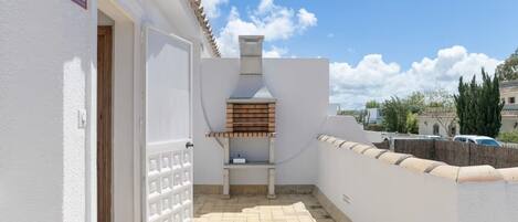 Aire de pique-nique/barbecue