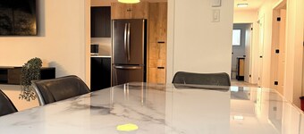 Modern Apartment–10 mins from Ottawa DT