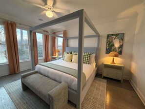 4 Schlafzimmer, Zimmersafe, Bügeleisen/Bügelbrett, kostenloses WLAN