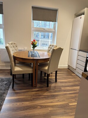 Living area - Bel Palace (Croydon)