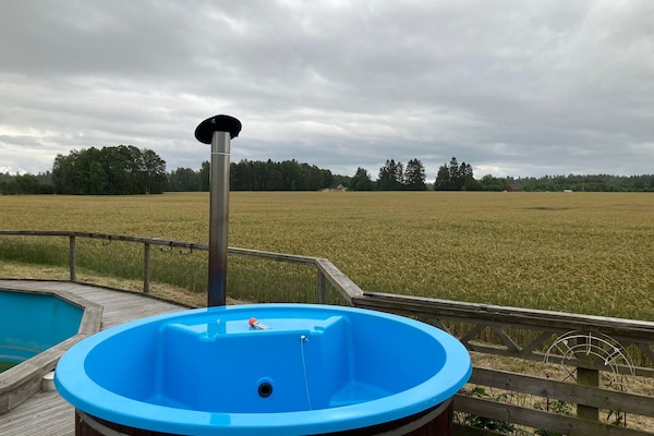 Piscine intérieure et extérieure