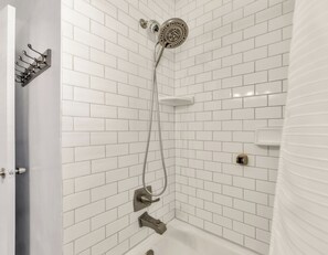 Shower, towels - Emma's:King Beds/2 Miles to Campus (4BR) (Bryan)