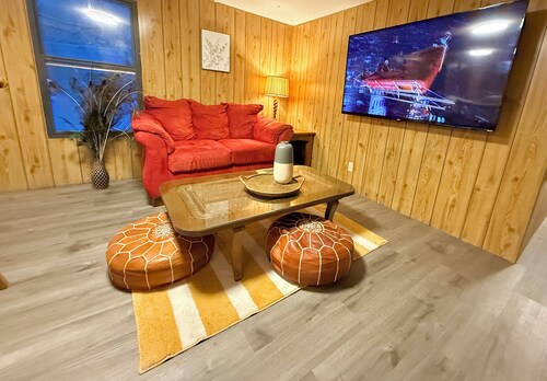 Cozy Farm Stay-3 Bedroom House in Lynch Station