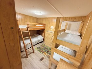 Fer et planche à repasser, Wi-Fi gratuit, draps fournis