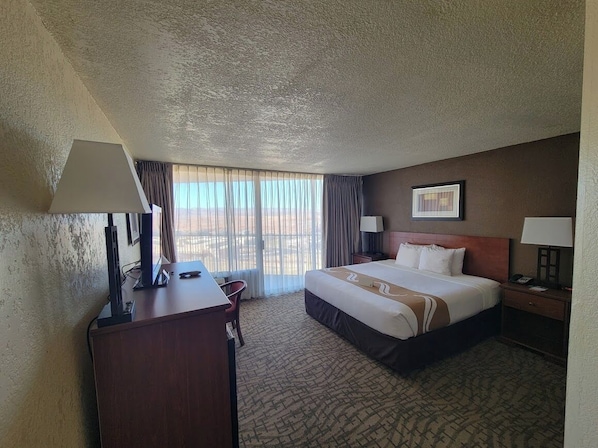 Desk, free WiFi - Scenic View Inn - Page AZ (Page)