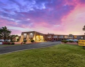 Exterior - Scenic View Inn - Page AZ (Page)