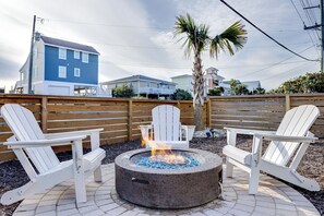 Property grounds - 2nd Row, Ocean Views, Steps to Beach, Fire Pit! (Surf City)