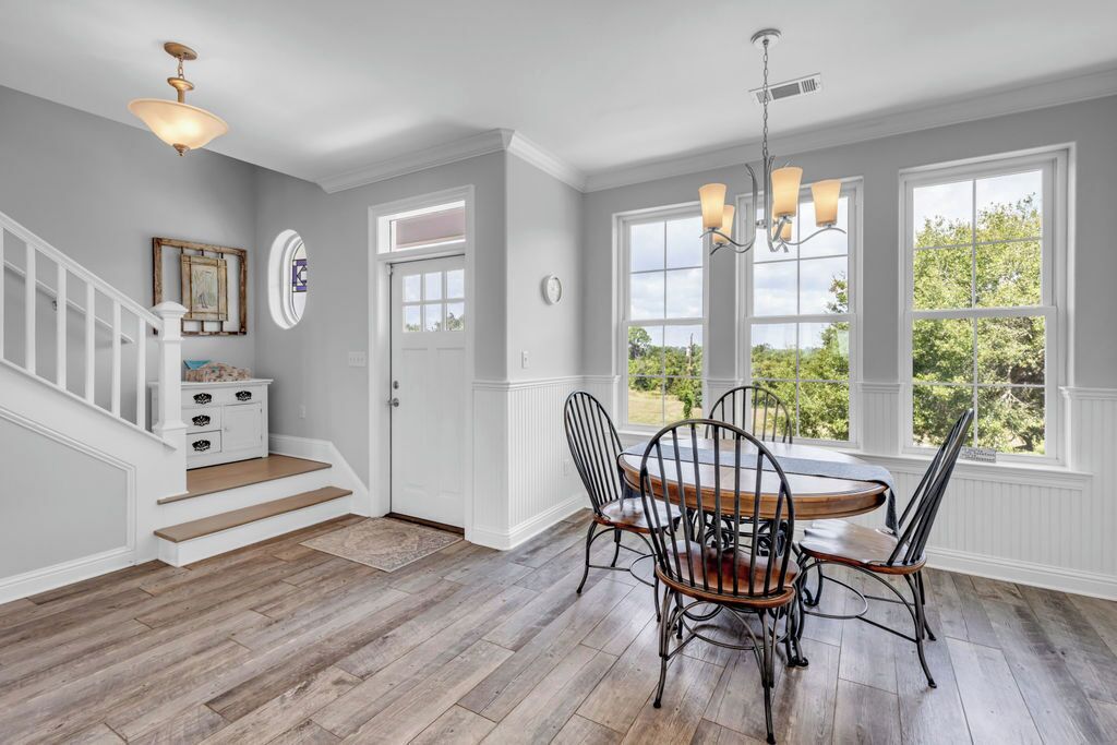 Rumah Deluks, balkon, pemandangan pantai | Tempat makan