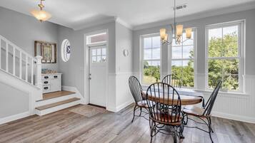 Deluxe House, Balcony, Beach View | Dining