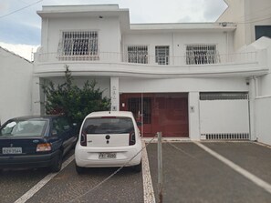 Front of property - Residence Capsula Hotel (Marília)