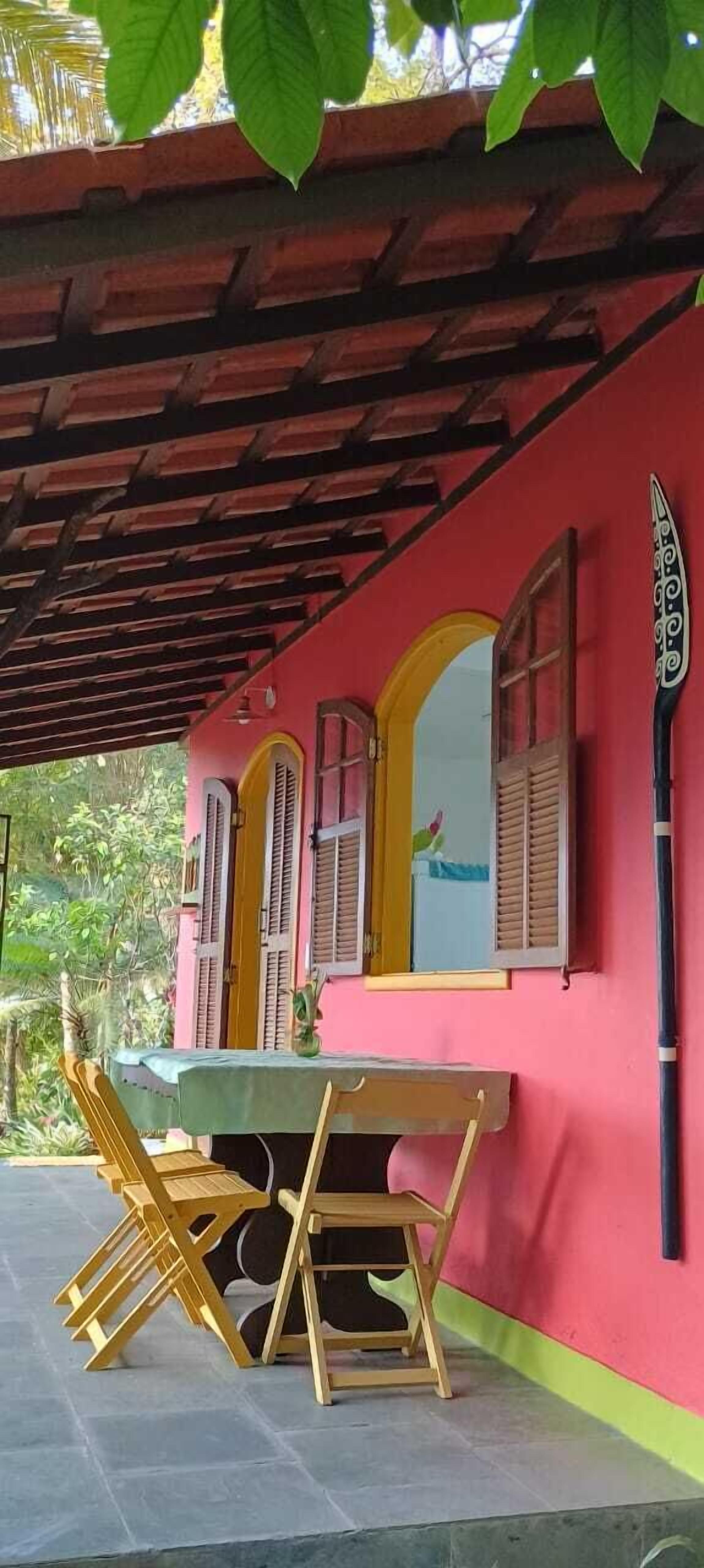 Classic-chalet, parveke, näköala lahdelle | Ruokailu omassa huoneessa