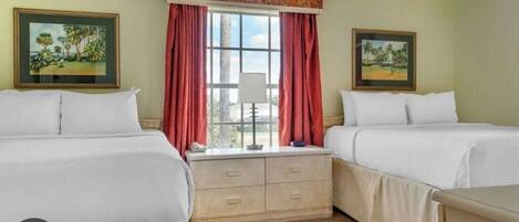 2 habitaciones, tabla de planchar con plancha, wifi y ropa de cama