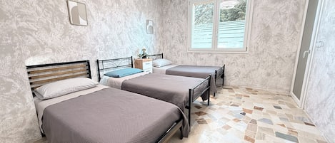 2 Schlafzimmer, Bügeleisen/Bügelbrett, WLAN