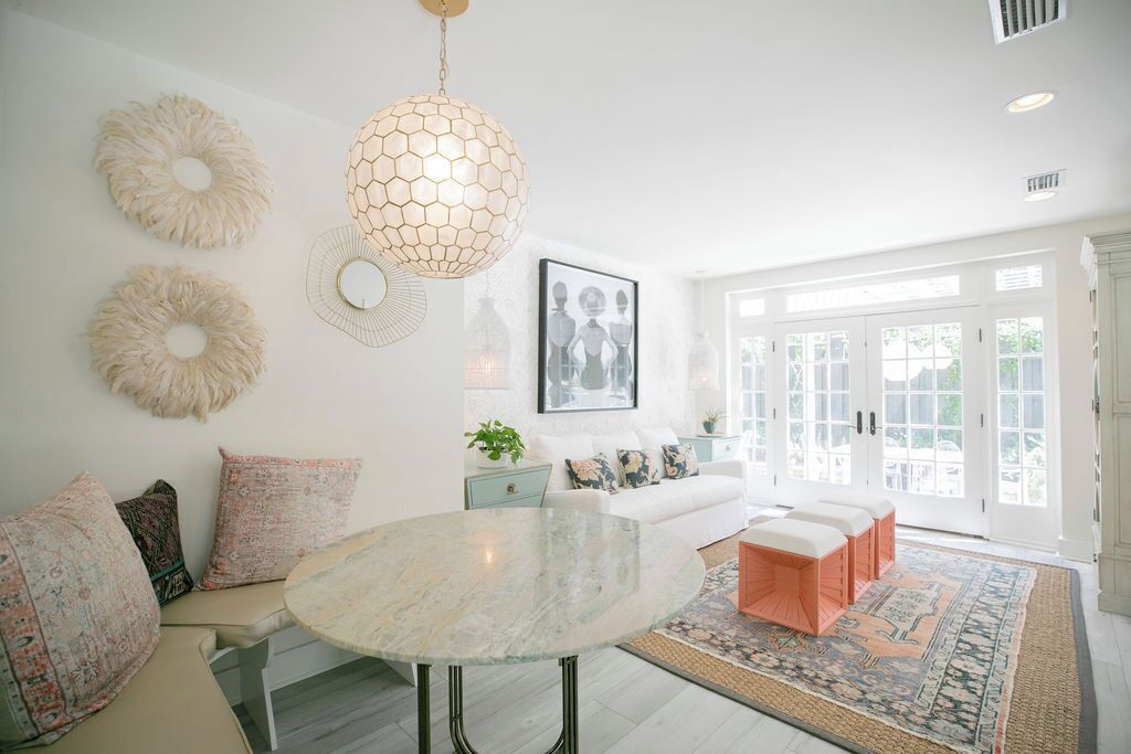 Deluxe House | Living area