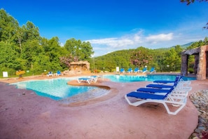 Pool - New! White Oak Resort Cabin Near GSMNP – 2BR/2BA – Hot Tub – Easy Access – Pool (Gatlinburg)