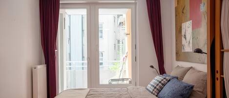 Bügeleisen/Bügelbrett, WLAN, Bettwäsche