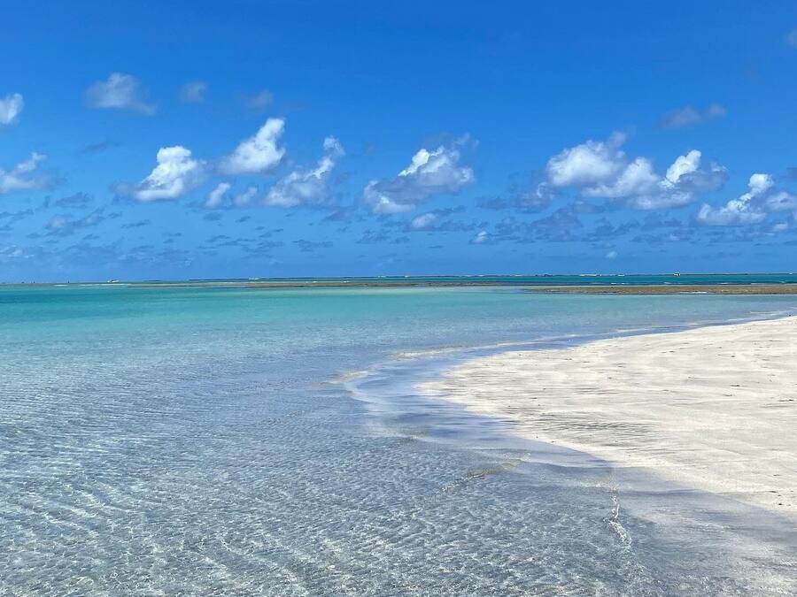 Trên bãi biển, cát trắng, lặn với ống thở, quán bar trên bãi biển