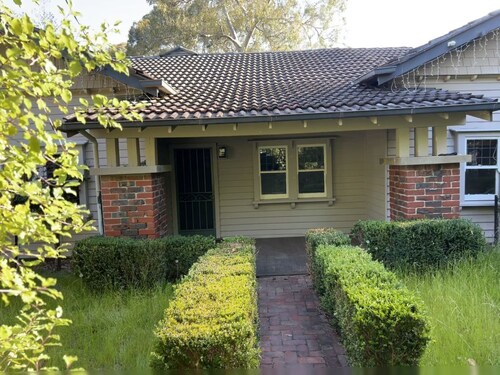 Classic family home in Leafy Camberwell